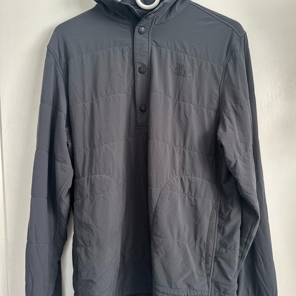 The North Face Men's 1/4 Snap Gray Jacket - Picture 2 of 7